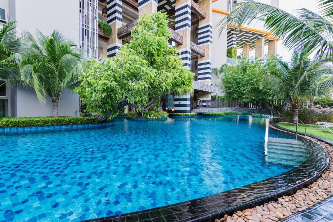 The Riviera Jomtien Studio Sea View High Floor Apartment Bagian luar foto